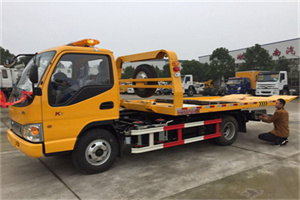 泉州哪里有拖车服务