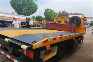 泉州附近拖车电话号码服务