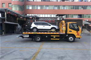 泉州汽车紧急补胎换胎救援